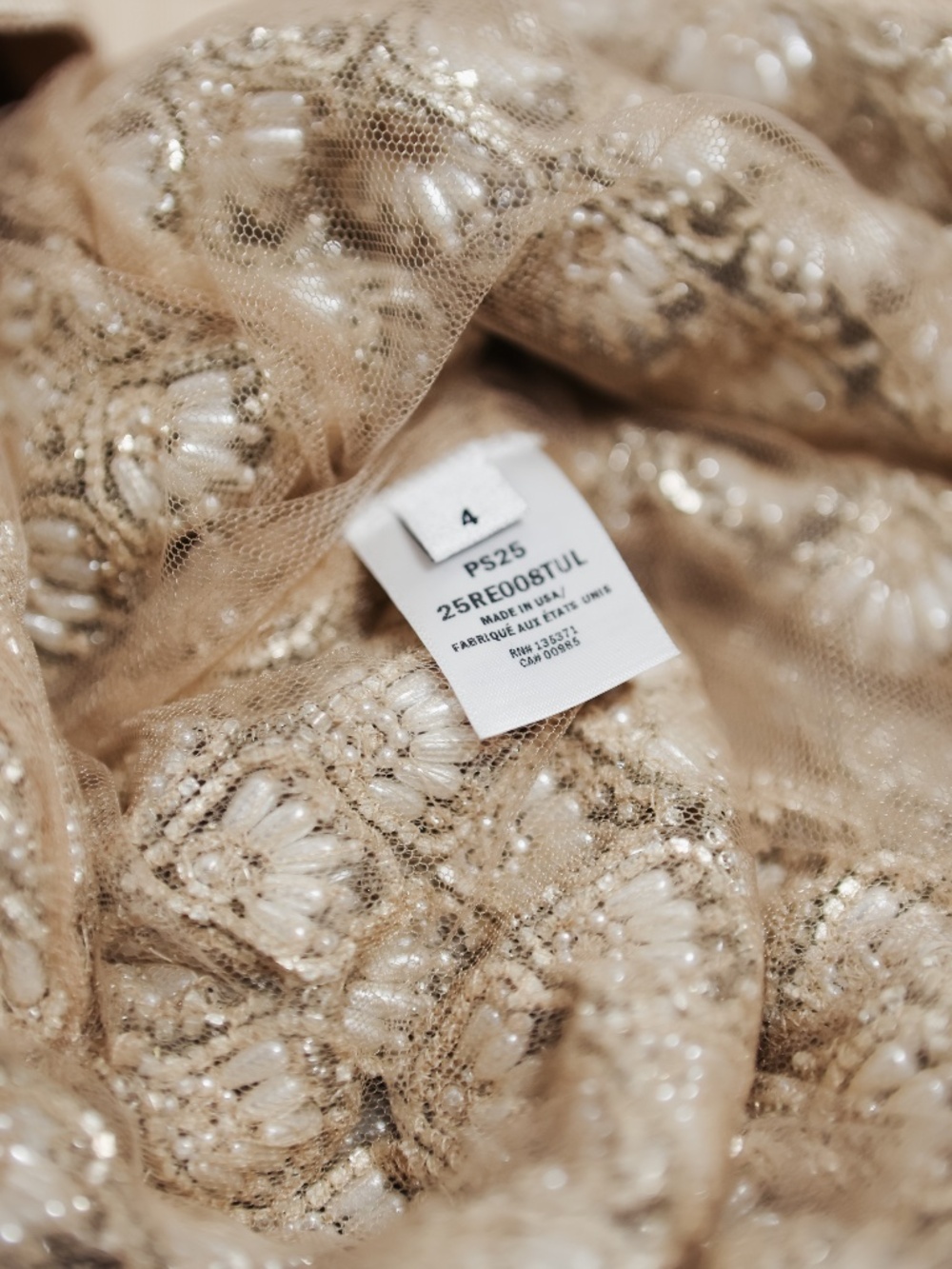 OSCAR DE LA RENTA Pearl Embroidered Scallop Gown XS size 2/4 - Picture 10 of 12